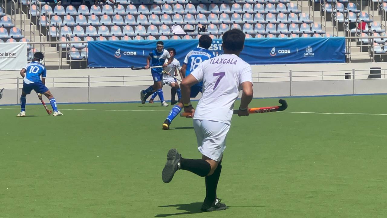 Inicia participación de Tlaxcala en hockey sobre pasto en la Olimpiada Conade 2025